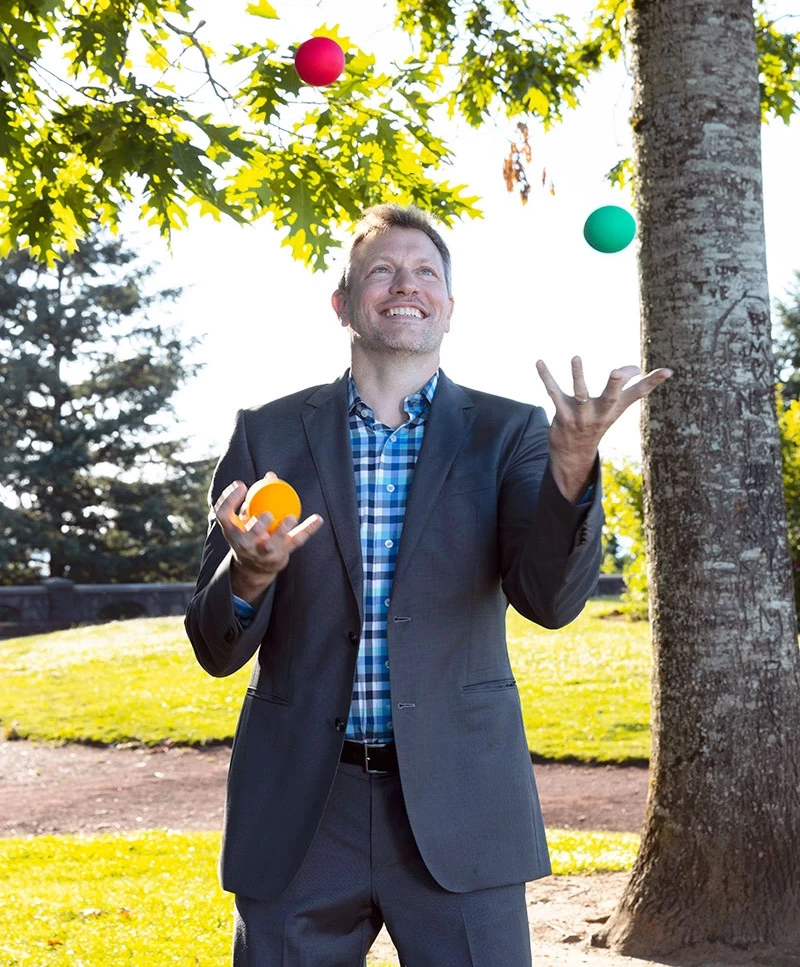 Jeff Klein, juggling | Smart Health Insurance In Portland